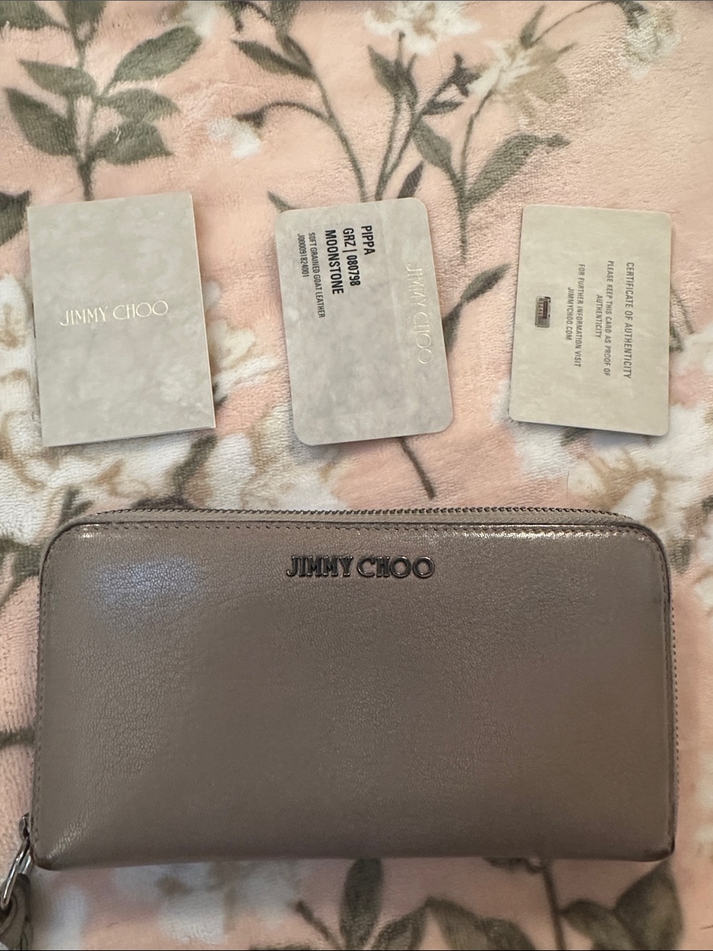 Jimmy Choo Taupe Gray Leather Zip Wallet with Logo
